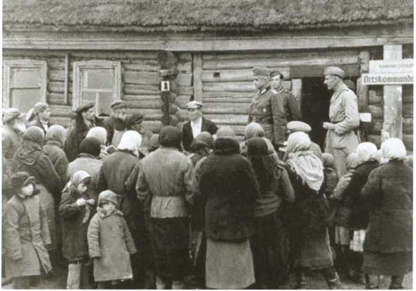 Иллюстрация к книге — Повседневная жизнь населения России в период нацистской оккупации [i_077.jpg]