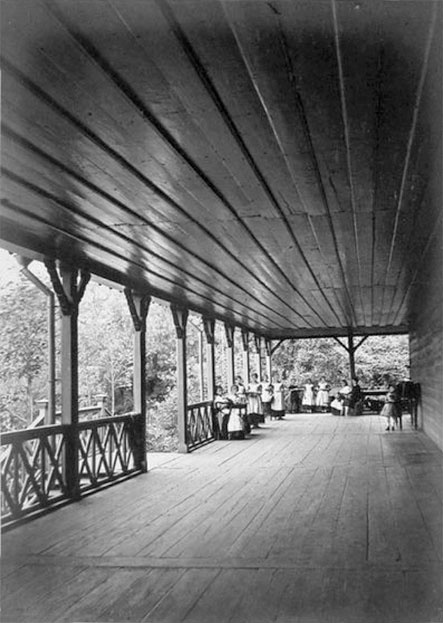 Иллюстрация к книге — Институтки. Тайны жизни воспитанниц [i_013.jpg]