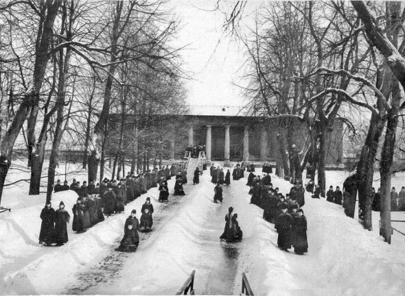 Иллюстрация к книге — Институтки. Тайны жизни воспитанниц [i_027.jpg]