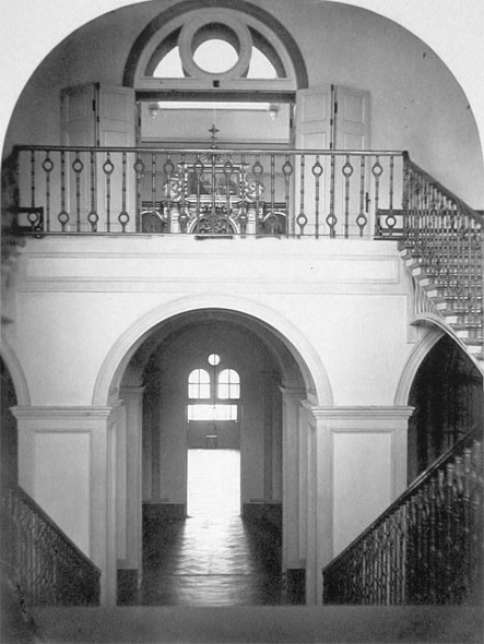 Иллюстрация к книге — Институтки. Тайны жизни воспитанниц [i_032.jpg]