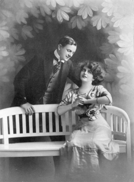 Иллюстрация к книге — Институтки. Тайны жизни воспитанниц [i_037.jpg]