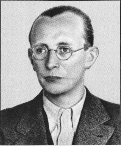 Иллюстрация к книге — Разведка. Вымыслы и правда. Как создается мифотворчество о деятельности специальных служб [image17.jpg]