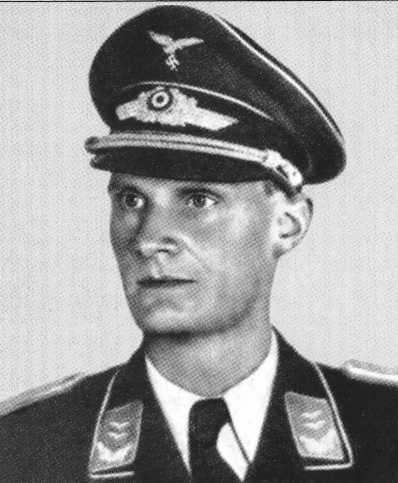 Иллюстрация к книге — Разведка. Вымыслы и правда. Как создается мифотворчество о деятельности специальных служб [image18.jpg]