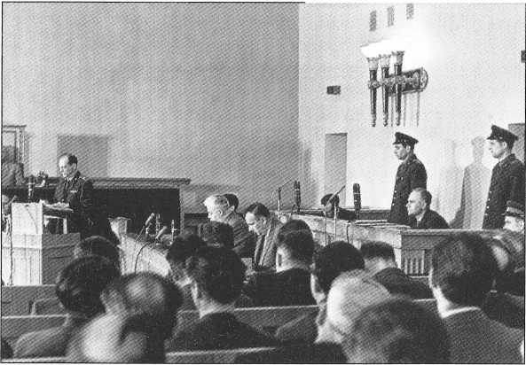 Иллюстрация к книге — Разведка. Вымыслы и правда. Как создается мифотворчество о деятельности специальных служб [image78.jpg]