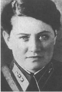 Иллюстрация к книге — Записки летчицы У-2. Женщины-авиаторы в годы Великой Отечественной войны. 1942-1945 [i_020.jpg]