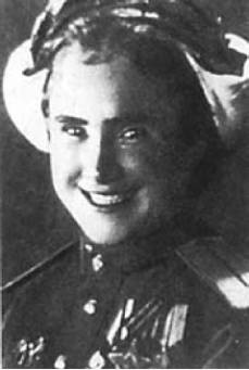 Иллюстрация к книге — Записки летчицы У-2. Женщины-авиаторы в годы Великой Отечественной войны. 1942-1945 [i_030.jpg]