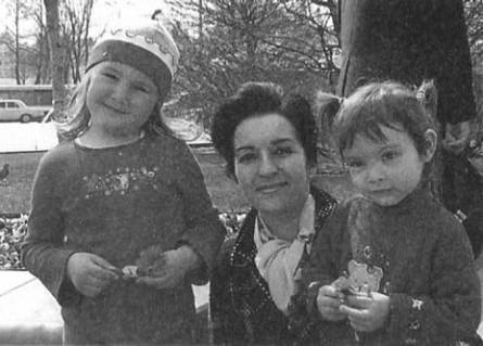 Иллюстрация к книге — Записки летчицы У-2. Женщины-авиаторы в годы Великой Отечественной войны. 1942-1945 [i_058.jpg]