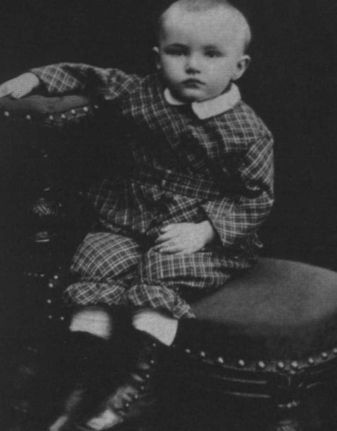 Иллюстрация к книге — Рерих [i_002.jpg]