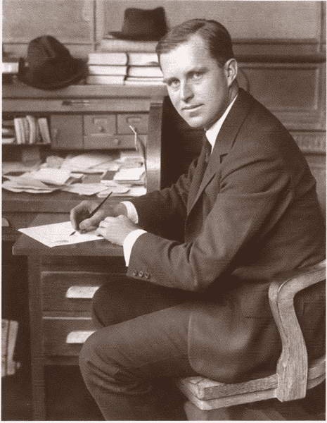 Иллюстрация к книге — Клан Кеннеди [i_018.jpg]