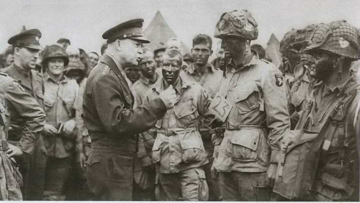 Иллюстрация к книге — Эйзенхауэр [i_021.jpg]