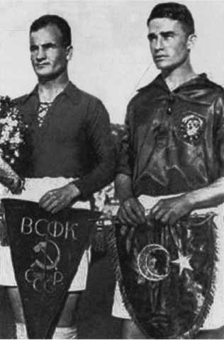 Иллюстрация к книге — Братья Старостины [i_009.jpg]