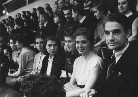 Иллюстрация к книге — Братья Старостины [i_034.jpg]