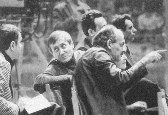 Иллюстрация к книге — Волчий паспорт [v02_07_2.jpg]