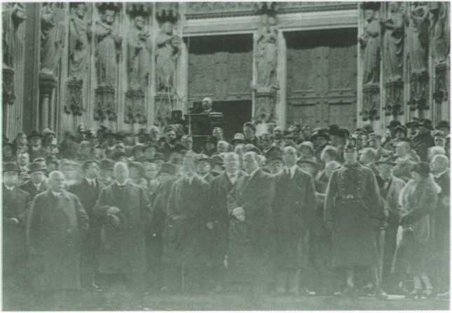 Иллюстрация к книге — Конрад Аденауэр - немец четырех эпох [i_018.jpg]