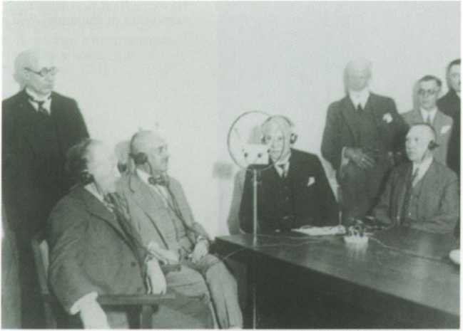 Иллюстрация к книге — Конрад Аденауэр - немец четырех эпох [i_023.jpg]