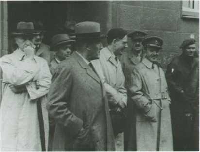 Иллюстрация к книге — Конрад Аденауэр - немец четырех эпох [i_035.jpg]