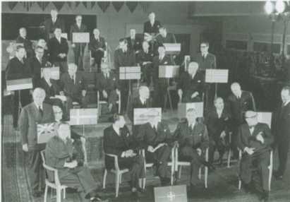 Иллюстрация к книге — Конрад Аденауэр - немец четырех эпох [i_047.jpg]