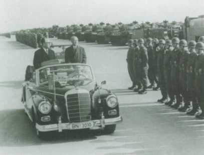 Иллюстрация к книге — Конрад Аденауэр - немец четырех эпох [i_058.jpg]