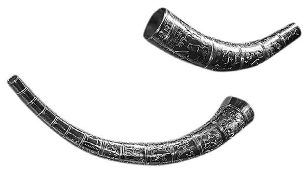 Иллюстрация к книге — Магия рун. Заклинания, талисманы, мудры и гальдор, которые могут все [i_001.jpg]