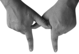 Иллюстрация к книге — Магия рун. Заклинания, талисманы, мудры и гальдор, которые могут все [i_202.jpg]