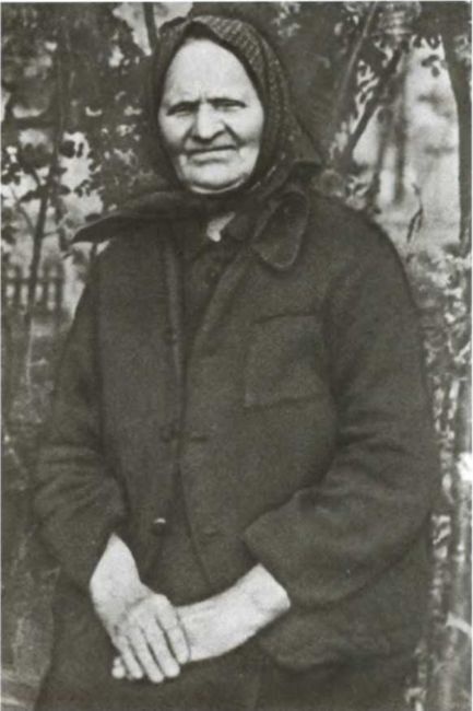 Иллюстрация к книге — Жуков. Маршал на белом коне [i_006.jpg]