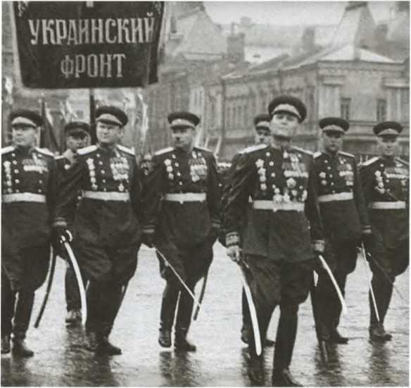 Иллюстрация к книге — Жуков. Маршал на белом коне [i_048.jpg]