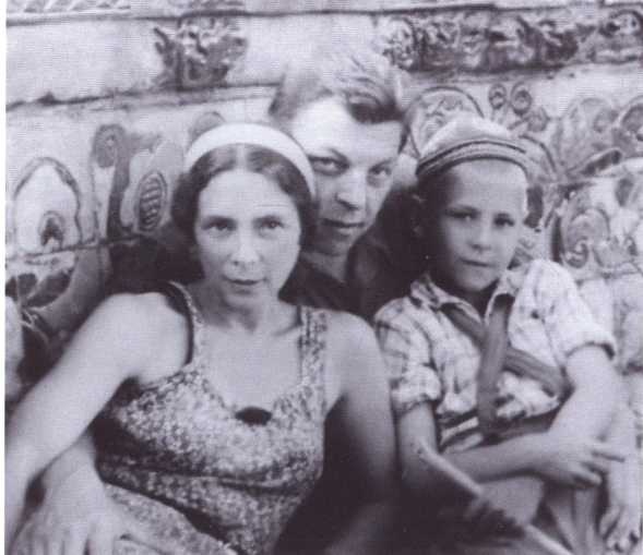 Иллюстрация к книге — Иван Ефремов [i_023.jpg]