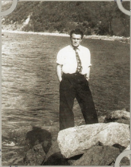 Иллюстрация к книге — Василий Аксенов - одинокий бегун на длинные дистанции [i_008.jpg]