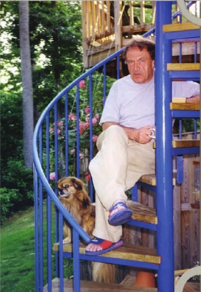 Иллюстрация к книге — Василий Аксенов - одинокий бегун на длинные дистанции [i_094.jpg]