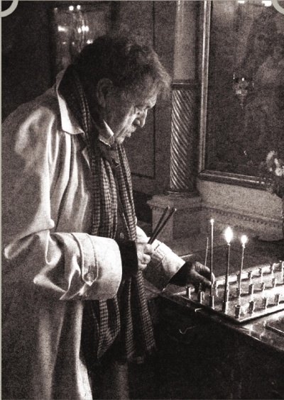 Иллюстрация к книге — Василий Аксенов - одинокий бегун на длинные дистанции [i_114.jpg]