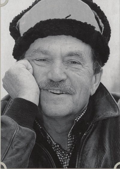 Иллюстрация к книге — Василий Аксенов - одинокий бегун на длинные дистанции [i_120.jpg]