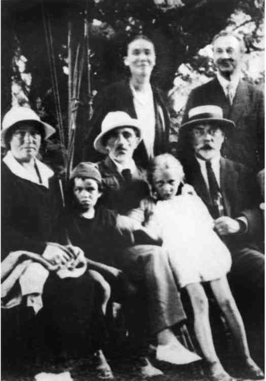 Иллюстрация к книге — Мой крестный. Воспоминания об Иване Шмелеве [img_2.jpg]