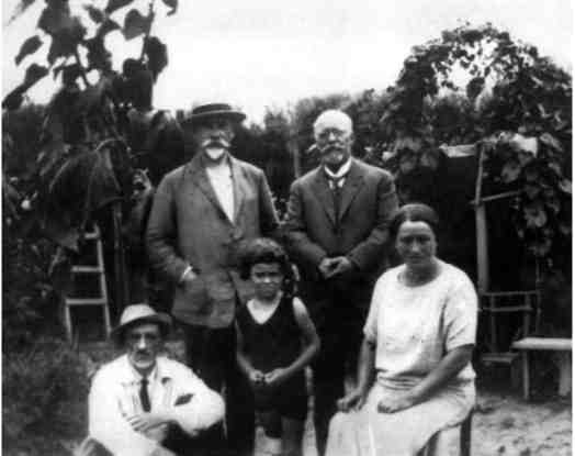 Иллюстрация к книге — Мой крестный. Воспоминания об Иване Шмелеве [img_4.jpg]