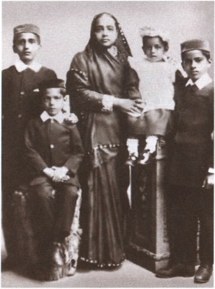 Иллюстрация к книге — Махатма Ганди [i_016.jpg]