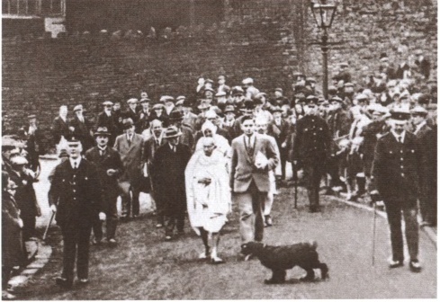 Иллюстрация к книге — Махатма Ганди [i_027.jpg]