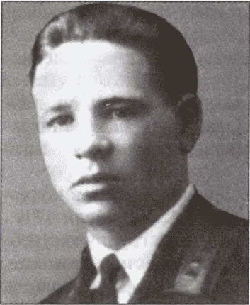 Иллюстрация к книге — Выбираю таран [i_018.jpg]