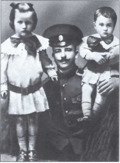 Иллюстрация к книге — Выбираю таран [i_038.jpg]