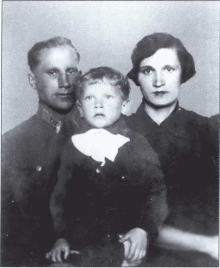 Иллюстрация к книге — Выбираю таран [i_047.jpg]