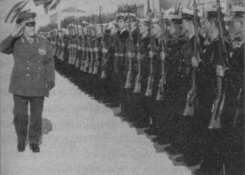 Иллюстрация к книге — Маршал Жуков – мой отец [i_035.jpg]