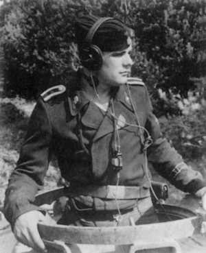 Иллюстрация к книге — Командиры элитных частей СС [i013.jpg]