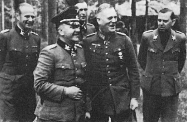 Иллюстрация к книге — Командиры элитных частей СС [i029.jpg]