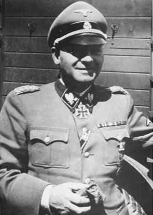 Иллюстрация к книге — Командиры элитных частей СС [steine4.jpg]