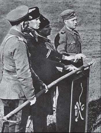 Иллюстрация к книге — Командиры национальных формирований СС [i_024.jpg]