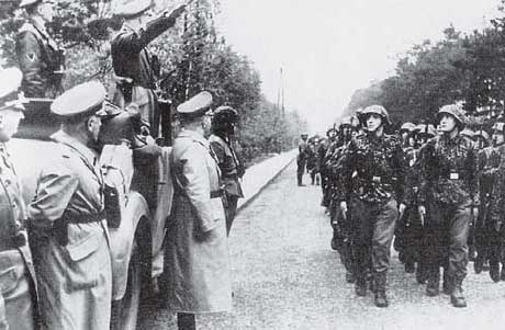 Иллюстрация к книге — Командиры национальных формирований СС [i_046.jpg]