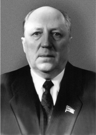 Иллюстрация к книге — Руденко. Генеральный прокурор СССР [i_142.jpg]