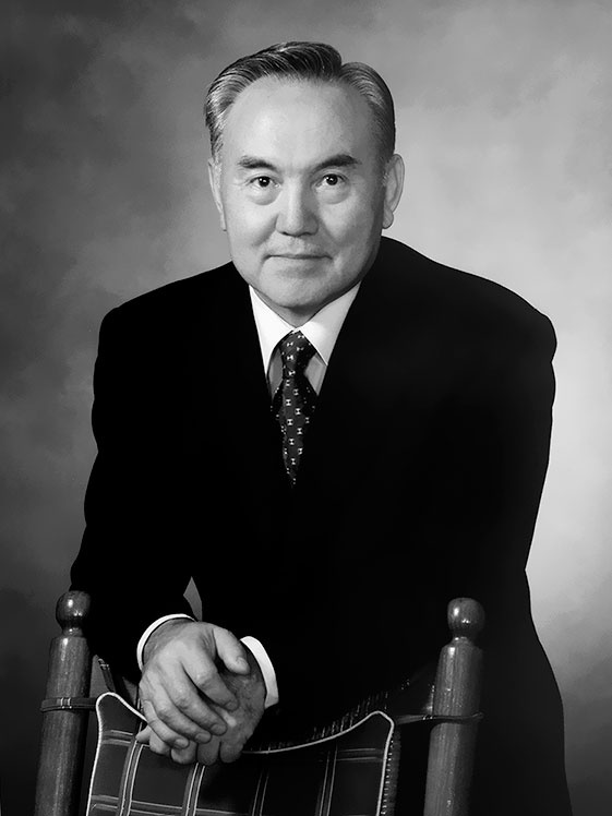 Иллюстрация к книге — Имя, ставшее эпохой. Нурсултан Назарбаев: новое прочтение биографии [i_001.jpg]