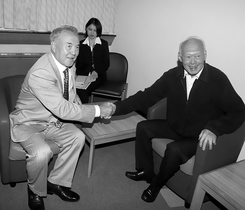 Иллюстрация к книге — Имя, ставшее эпохой. Нурсултан Назарбаев: новое прочтение биографии [i_100.jpg]