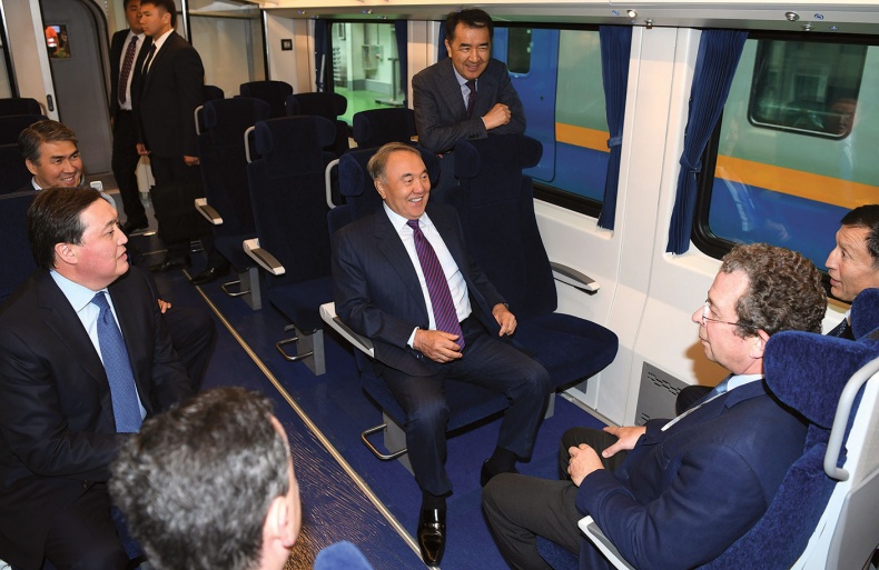 Иллюстрация к книге — Имя, ставшее эпохой. Нурсултан Назарбаев: новое прочтение биографии [i_112.jpg]