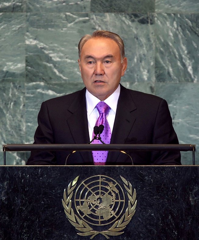 Иллюстрация к книге — Имя, ставшее эпохой. Нурсултан Назарбаев: новое прочтение биографии [i_132.jpg]