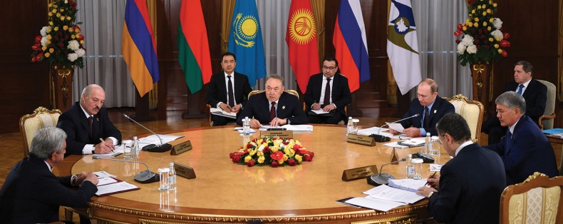 Иллюстрация к книге — Имя, ставшее эпохой. Нурсултан Назарбаев: новое прочтение биографии [i_133.jpg]